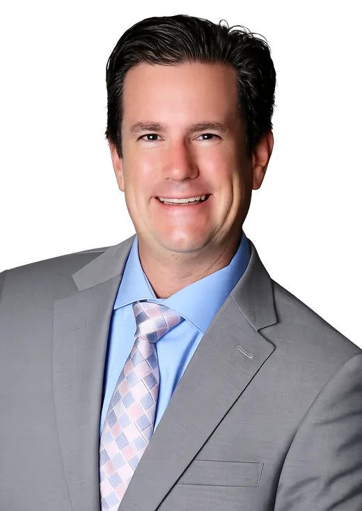 Dr. Eric Janowitz, founder of Synergy Oviedo Chiropractic in Oviedo, FL